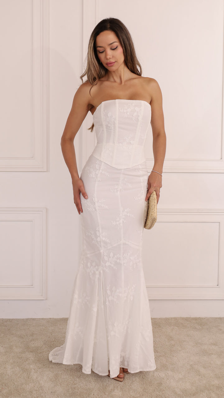 front view image 3 of Vreyen Maxi Dress