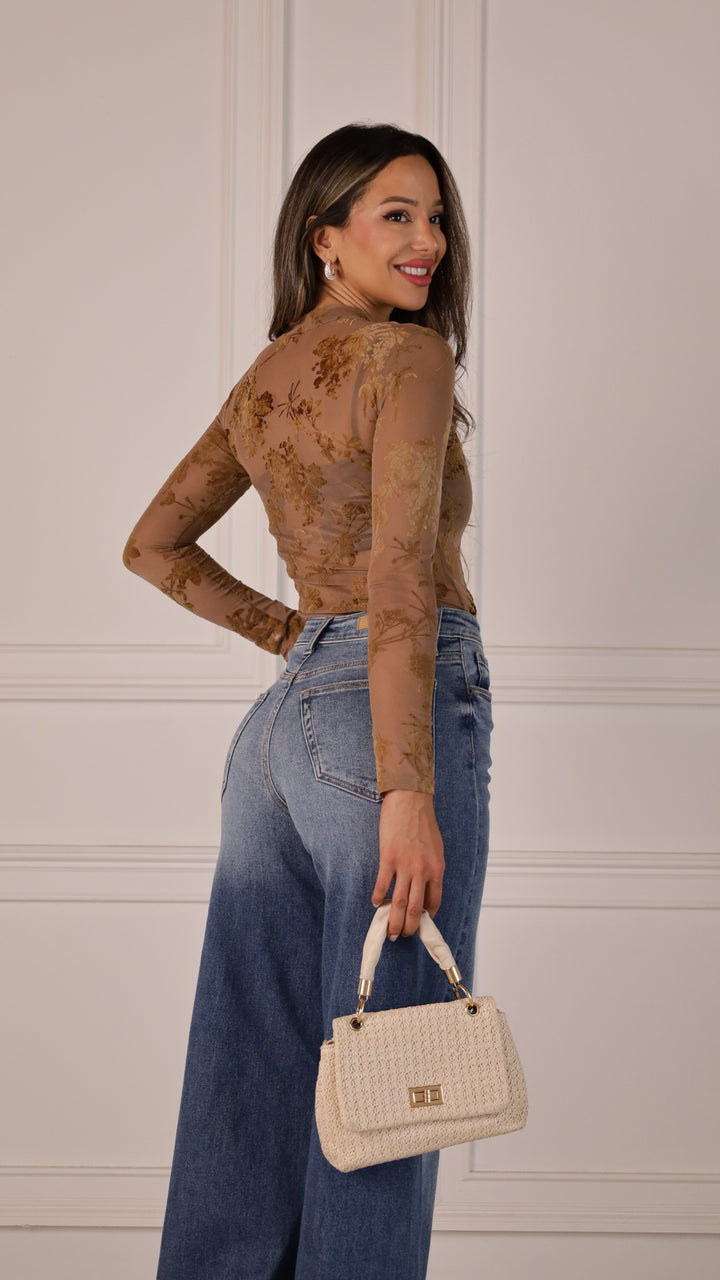 side view image 13 of Kairis Top