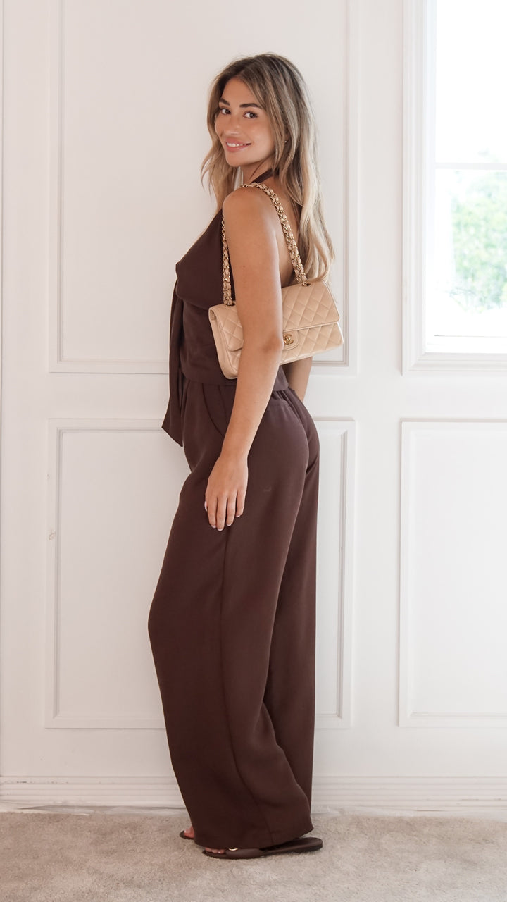 side view image 1 of Valentina Set